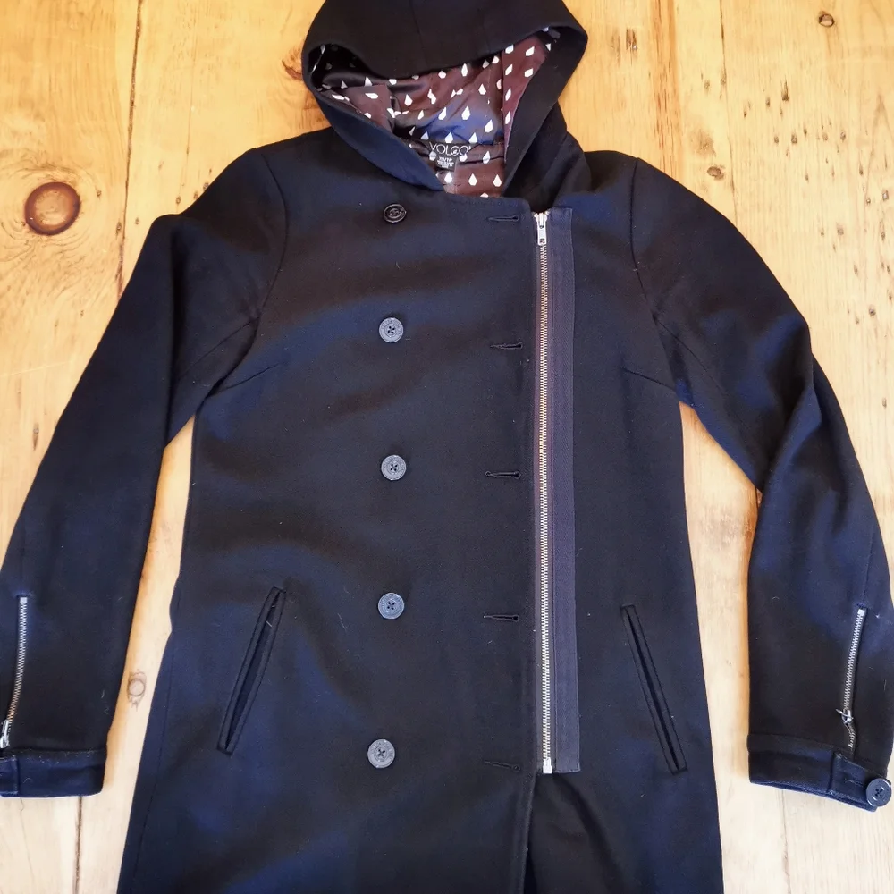 Volcom spring coat - Picture 1 of 4
